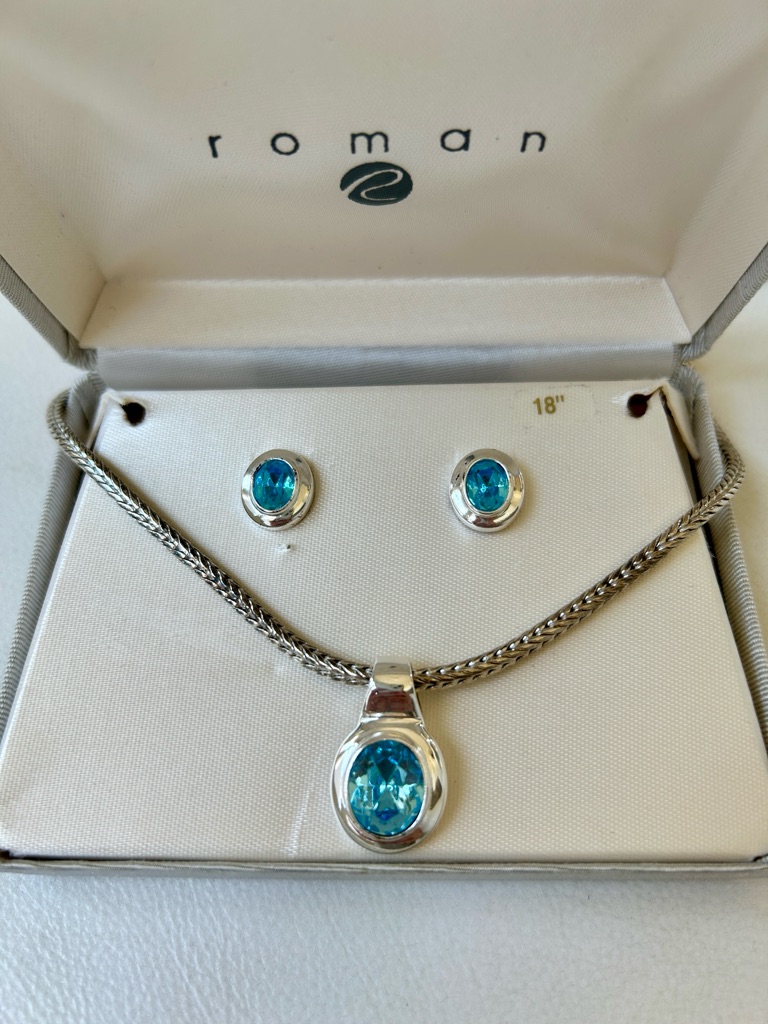Roma Blue Crystal Pendant Necklace With Matching Stud Earrings - Silver Tone 50$